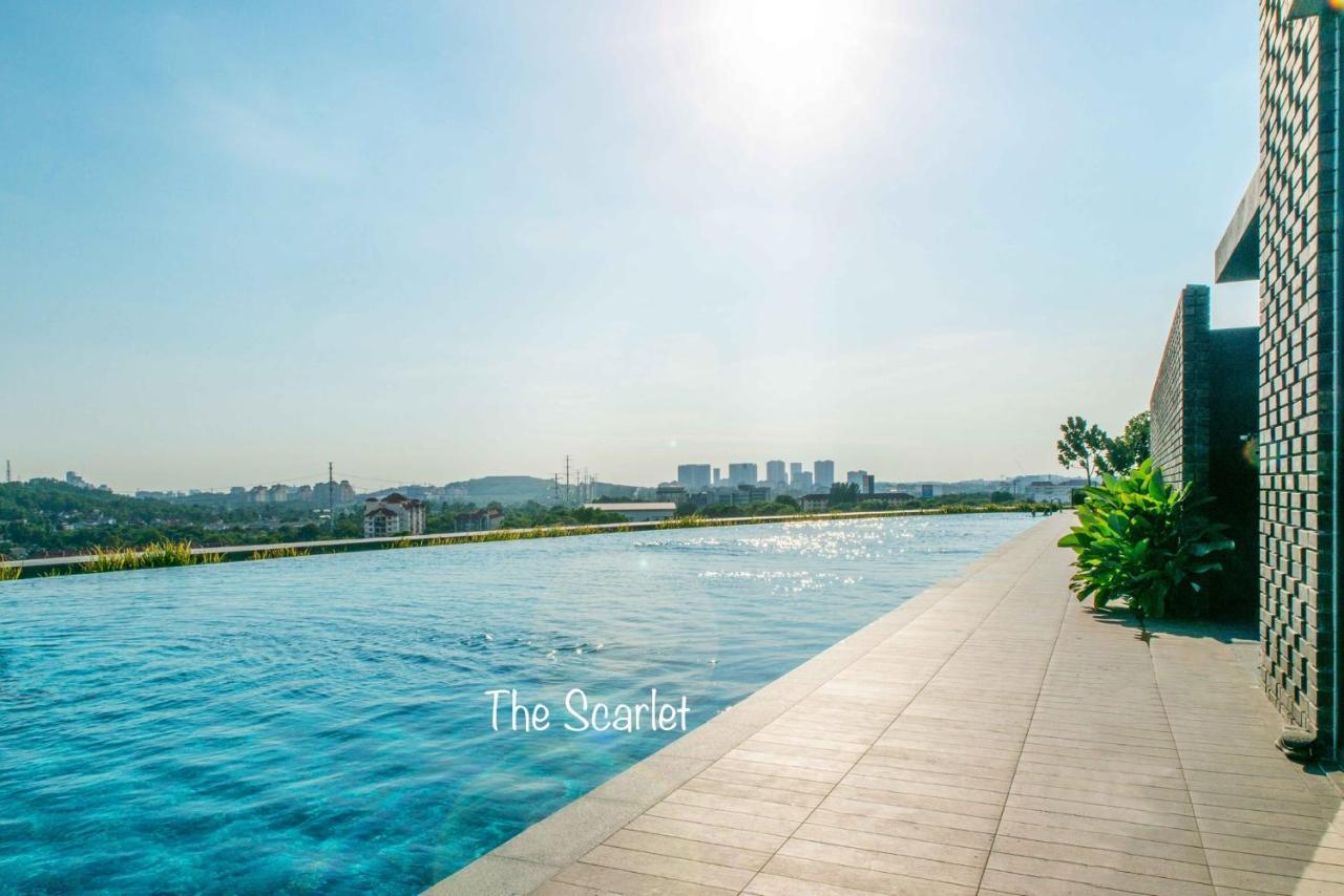 Апартаменты The Scarlet @ Sunway Gandaria Kampong Sungai Ramal Dalam Экстерьер фото